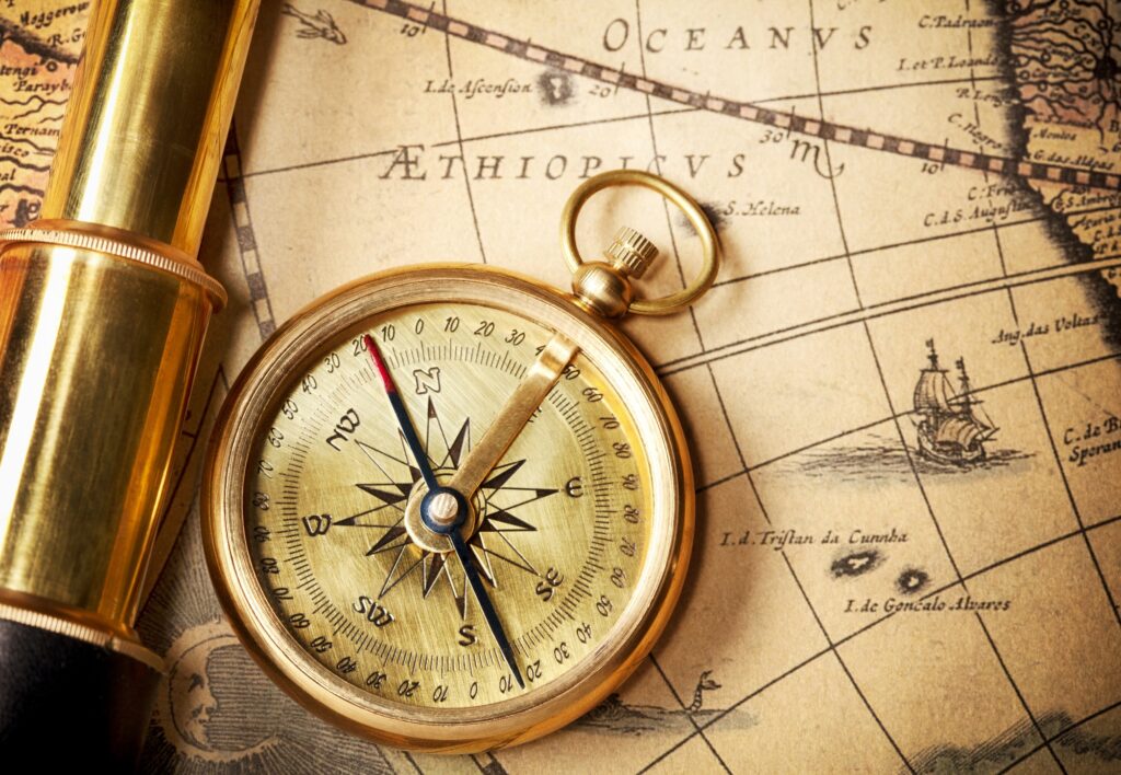 Old-fashioned compass